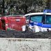 Κινδύνευσαν και πυροσβέστες εκτός από αστυνομικούς στο τροχαίο στην εθνική με το βαρύ αγροτικό να πέφτει αρχικά στο περιπολικό και έπειτα πάνω σε πυροσβεστικό (ΕΙΚΟΝΕΣ)