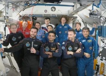 Επιστρέφουν στη Γη οι 4 αστροναύτες του Crew Dragon – Θα πέσουν με αλεξίπτωτο στον Ειρηνικό Ωκεανό