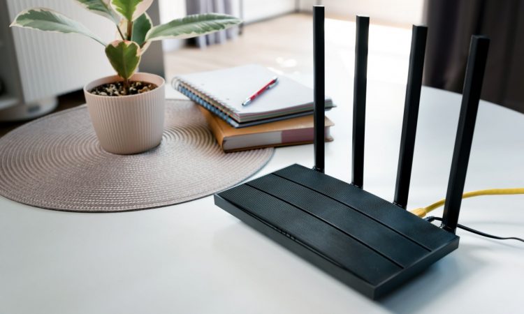 Ένα απλό κόλπο για το router που θα βελτιώσει το Wi-Fi σε όλο σας το σπίτι