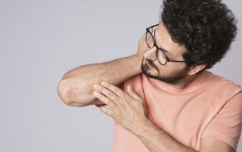 Ψωρίαση: Ανακαλύψτε τη βιταμίνη που αποτελεί φυσικό σύμμαχο για το δέρμα