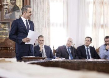 Με τον Μητσοτάκη στο Άγιο Όρος ο Κώστας Σκρέκας
