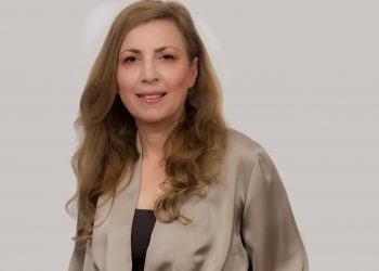 Η Τρικαλινή Ράνια Σχορετσανίτη παρουσιάζει γλυπτικά έργα και πίνακες ζωγραφικής στη Γερμανία