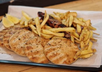 Το σουβλάκι που έγινε… στάση! Στο Modern Kiosk All On