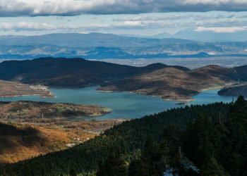 Σημείο αναφοράς πολιτιστικού τουρισμού η Λίμνη Πλαστήρα
