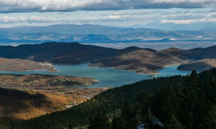 Σημείο αναφοράς πολιτιστικού τουρισμού η Λίμνη Πλαστήρα