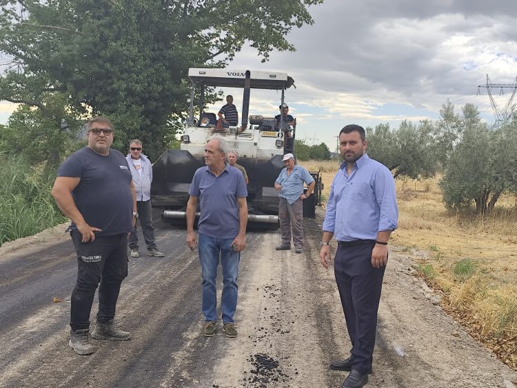 Σε πλήρη εξέλιξη το πρόγραμμα βελτίωσης αγροτικής οδοποιίας στον Δήμο Μετεώρων