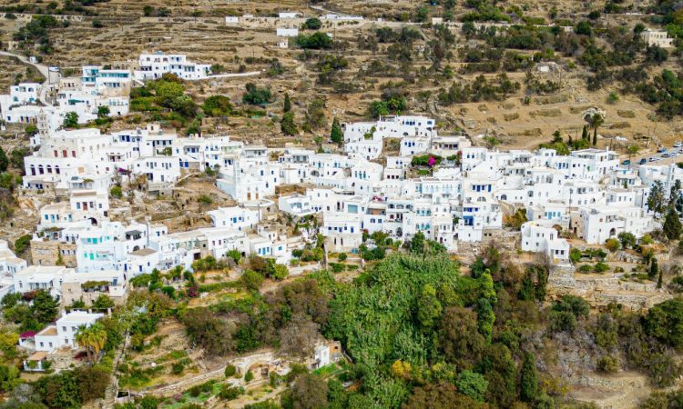 Καρδιανή: Το καταπράσινο νησί της Τήνου με την μαγευτική θέα στο Αιγαίο