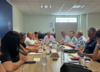 Σύσκεψη του υφυπουργού, Χρήστου Κέλλα στην Περιφέρεια Θεσσαλίας για την τήρηση των μέτρων κατά της ευλογιάς