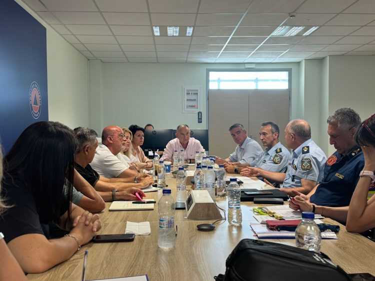 Σύσκεψη του υφυπουργού, Χρήστου Κέλλα στην Περιφέρεια Θεσσαλίας για την τήρηση των μέτρων κατά της ευλογιάς