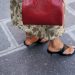 Το παπούτσι – χαμαιλέων του καλοκαιριού είναι άνετο, κομψό και fashion approved