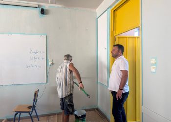 Ξεκίνησαν οι εργασίες ελαιοχρωματισμού και αντικατάστασης στέγης στο 2ο Γυμνάσιο Καλαμπάκας μέσω του Προγράμματος του Υπουργείου Παιδείας «Μαριέττα Γιαννάκου»