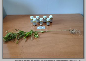 Έφοδος της αστυνομίας σε οικία με σύλληψη για χάπια και κάνναβη