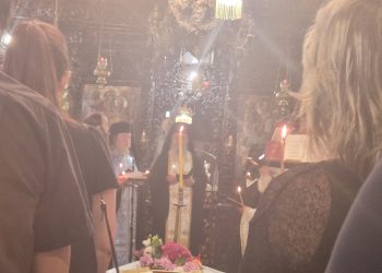 Πάνδημη η κηδεία του π. Ιωάννη Μαργαρίτη στο Ανήλιο Μετσόβου