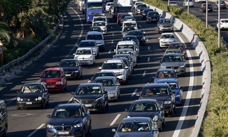 Έχεις αυτό στο αυτοκίνητό σου; Έρχεται πρόστιμο έως 700€ και αφαίρεση διπλώματος