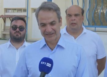 Καρέ καρέ η επίσκεψη του Κυριάκου Μητσοτάκη στη Σκιάθο – Δείτε εικόνες