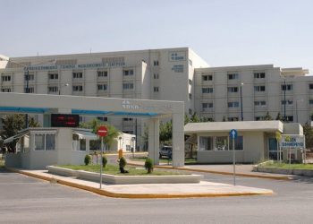 Στη ΜΕΘ 15χρονος που έπαθε θερμοπληξία ενώ έκανε πεζοπορία στο Μέτσοβο