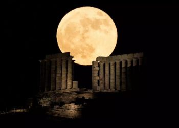 Πανσέληνος Αυγούστου 2025: Όλες οι δωρεάν εκδηλώσεις σε 114 αρχαιολογικούς χώρους και μουσεία