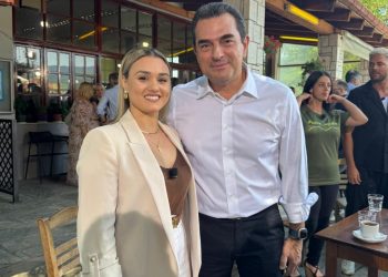 Με τον Κυριάκο Μητσοτάκη στην Ευρυτανία, ο Κώστας Σκρέκας