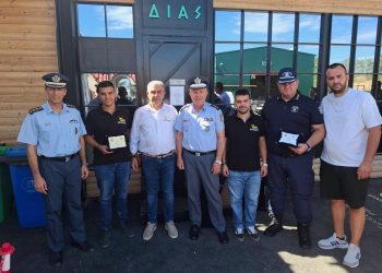 Δωρεά στολών επιχειρήσεων για τις ανάγκες του Τμήματος Άμεσης Δράσης της Διεύθυνσης Αστυνομίας Λάρισας