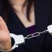 Νέα σοκαριστική τροπή στην υπόθεση κακοποίησης ανήλικης – Η μητέρα κατηγορείται και για αιμομιξία