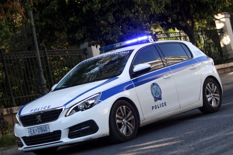 Απάτη με «μαϊμού» λογιστές: Συλλήψεις από την Ασφάλεια