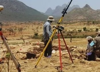 Τσεκούρι φτιαγμένο από «εξωγήινο μέταλλο» άνω των 3.000 ετών βρέθηκε στην Ινδονησία