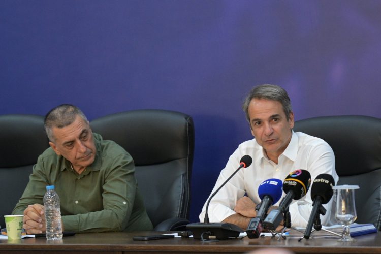 Τελείωσε ο… μήνας του μέλιτος μεταξύ Κουρέτα και Κυβέρνησης: Τι οδήγησε στην «απασφάλιση» του Περιφερειάρχη και τι σχεδιάζει για το 2028