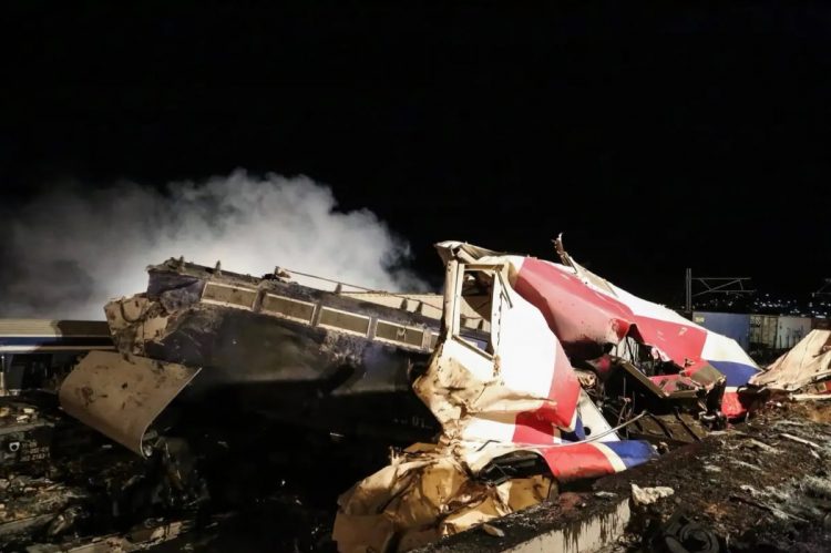 Τέμπη: Δύο εκκρεμότητες, ένας μυστηριώδης τεχνικός σύμβουλος και οι επτά γενικοί γραμματείς
