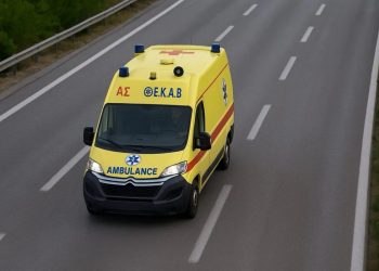 Στο Πανεπιστημιακό Νοσοκομείο Λάρισας ο υπάλληλος του Δήμου Τρικκαίων που έπεσε από απορριμματοφόρο
