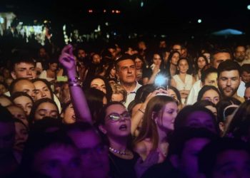 Φαρμακερή ανάρτηση του Κουρέτα πυροδοτεί αντιδράσεις – Μπηχτές για συνοδείες, σεκιούριτι, φόβο και «μάπες»