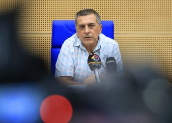 Η Περιφέρεια Θεσσαλίας καταγγέλει το Υπουργείο Αγροτικής Ανάπτυξης για τη δραματική κατάσταση με την ευλογιά των αιγοπροβάτων