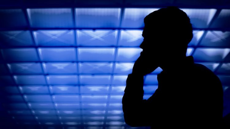 «Μαμά Θα Μου Κόψουν Το Πόδι»: Μπαράζ Προσπαθειών Εξαπάτησης Γυναικών