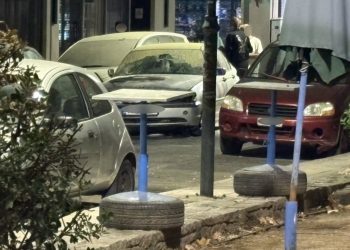 Συναγερμός στην Πυροσβεστική για φωτιά σε αυτοκίνητο – Δείτε φωτογραφίες