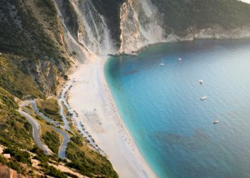 36 ώρες στην Κεφαλονία: Εξερευνώντας το «διαμάντι» των Επτανήσων