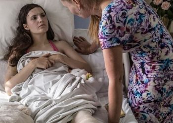 Ουκρανία: Εκτοξεύτηκε από τον 9ο όροφο και επέζησε – Η συγκλονιστική ιστορία της Βερόνικα