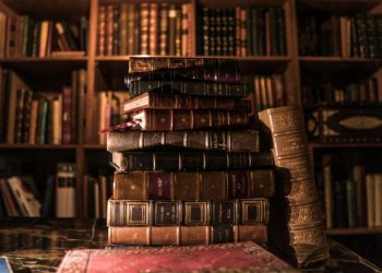 ΔΥΠΑ: Πότε ξεκινούν οι αιτήσεις για τα voucher δωρεάν βιβλίων