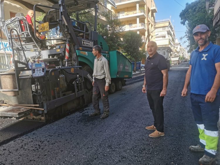Άσφαλτος και στην οδό Μαυροκορδάτου από τον Δήμο Τρικκαίων