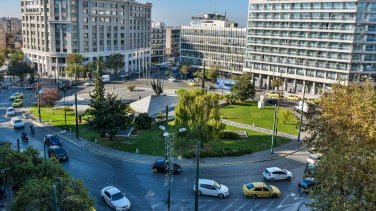 Ποιος έχει προτεραιότητα σε έναν κυκλικό κόμβο -Το βαρύ πρόστιμο που περιμένει τους παραβάτες