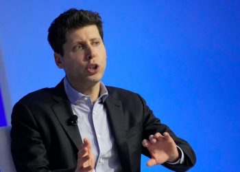 Sam Altman: Ζούμε σε μία «φούσκα» της τεχνητής νοημοσύνης – «Υπερβολικά ενθουσιασμένοι» οι επενδυτές