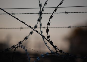Απόδραση για κλάματα από τις φυλακές – “Βγήκα για… τσιγάρο” είπε ο δράστης
