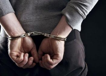 Συνελήφθη άνδρας στο σπίτι του οποίου βρέθηκαν δενδρύλλια κάνναβης καθώς και ακατέργαστη κάνναβη