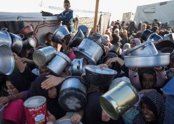 Guardian: «Τα μαθηματικά της πείνας»: Πώς το Ισραήλ προκάλεσε λιμό στη Γάζα