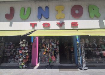Τα Junior Toys γράφουν ιστορία στα σχολικά στα Τρίκαλα!