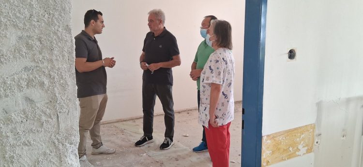 Αλλάζει όψη το Κέντρο Υγείας Φαρκαδόνας – Αυτοψία Φώτη Σερέτη στις εργασίες ανακαίνισης