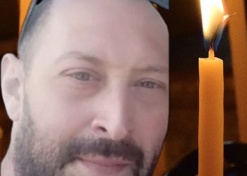 Θρήνος για τον πρόωρο χαμό 39χρονου, λίγους μήνες μετά τον θάνατο του πατέρα του