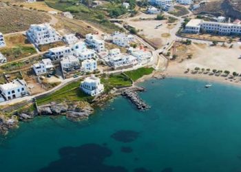 Κύθνος: Το αθόρυβο στολίδι του Αιγαίου με τις μαγευτικές παραλίες