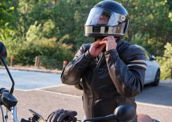 Εντείνονται οι έλεγχοι για την χρήση προστατευτικού κράνους