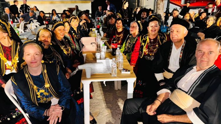 Μνήμες παράδοσης και γνήσιο ελληνικό γλέντι στο Μαυρέλι