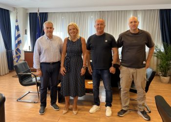 Στην Καραλαριώτου Μιχάλης Μπαγιώτης και αντιπροσωπεία της δημοτικής του παράταξης