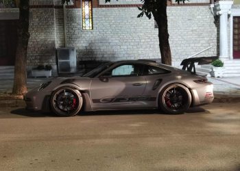 Πολυτελή supercars κλέβουν την παράσταση στους δρόμους των Τρικάλων